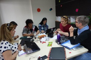 Jeannie teaches CHE Albania team how to write good prayer updates at the Developing Sustainable Partnerships conference.